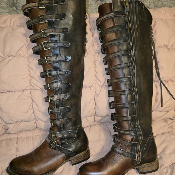 Freebird Rylan Cognac - Picture 2 of 5